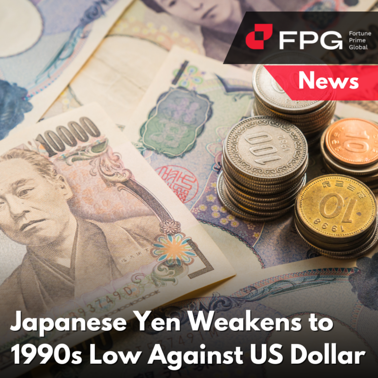 Japanese Yen Weakens to 1990s